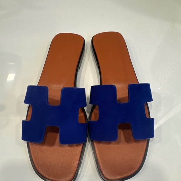 HERMÈS Oran Sandals Bleu Bleuet size EU 38.5/US 8.5 - Picture 1 of 5